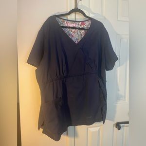 Koi wrap style Nsvy scrub set. Top 5XL pants 4XL